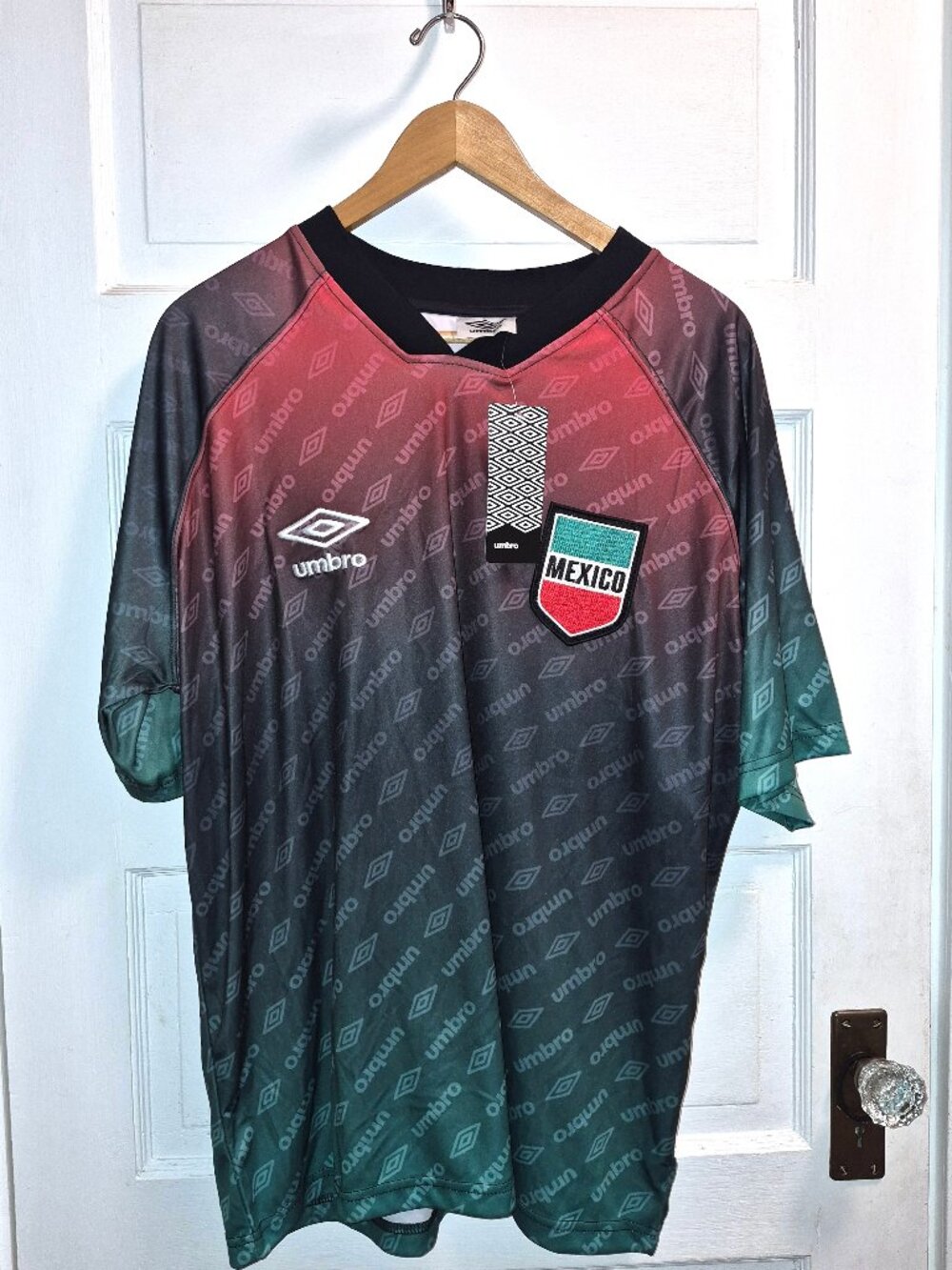 Umbro Mexico Soccer Jersey [Sz M]